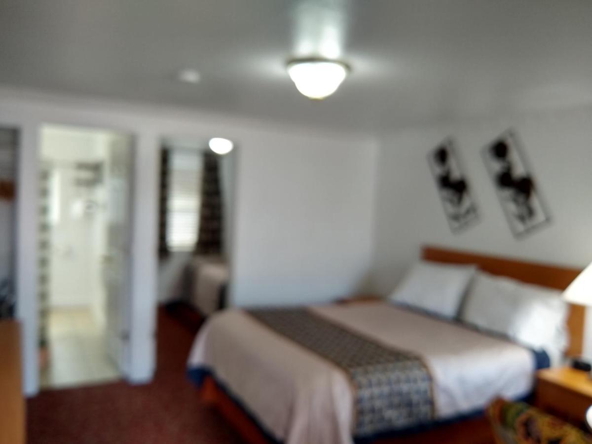 Holiday Motel Bend Eksteriør billede