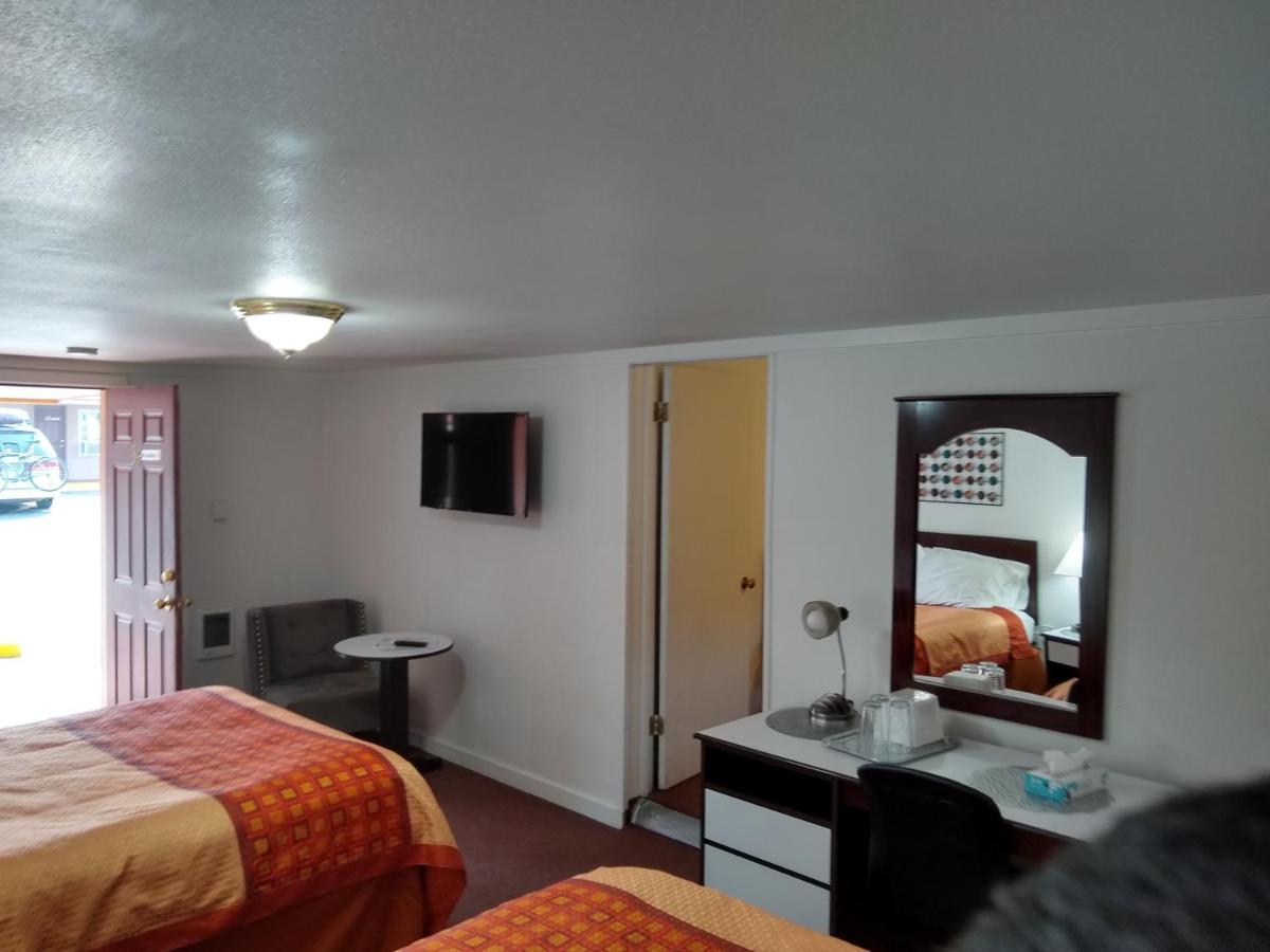 Holiday Motel Bend Eksteriør billede