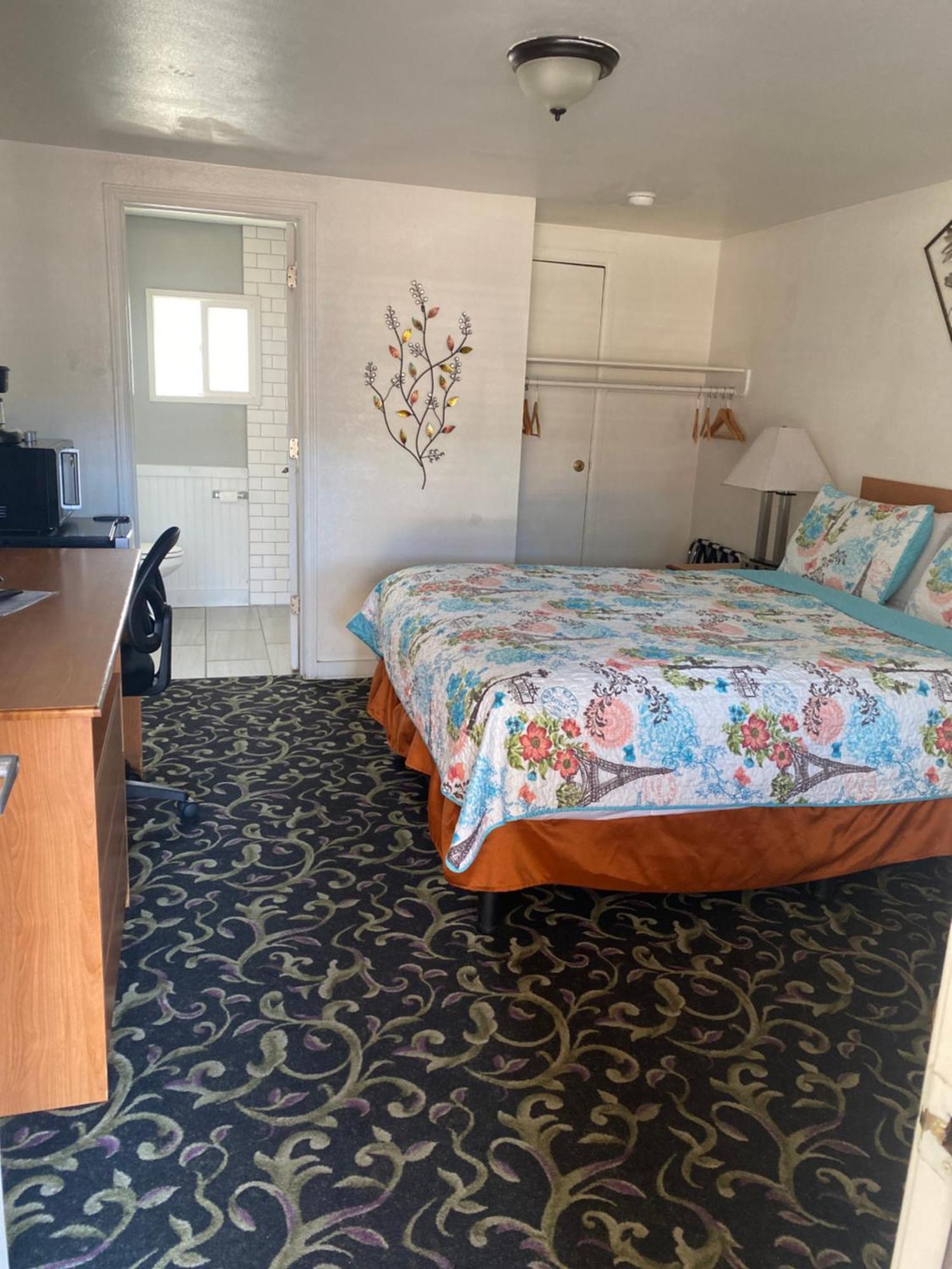 Holiday Motel Bend Eksteriør billede
